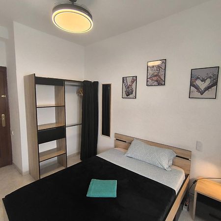Guesthouse Shared With Host Alicante Exteriér fotografie