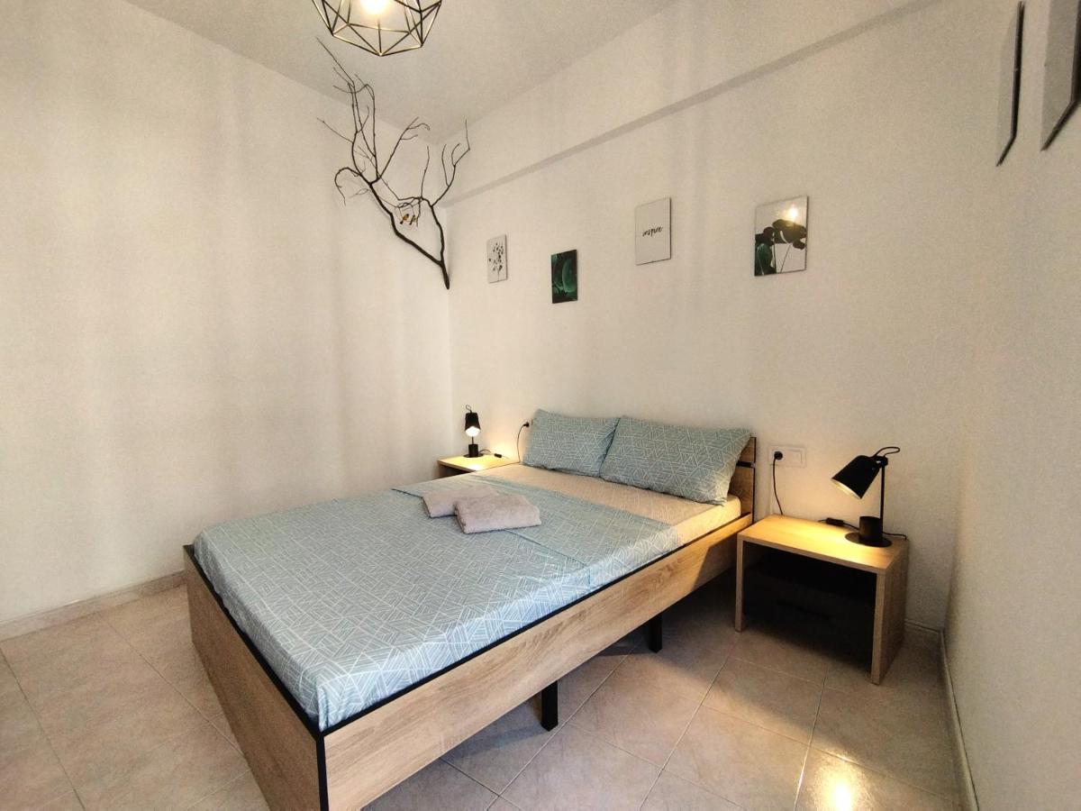 Guesthouse Shared With Host Alicante Exteriér fotografie