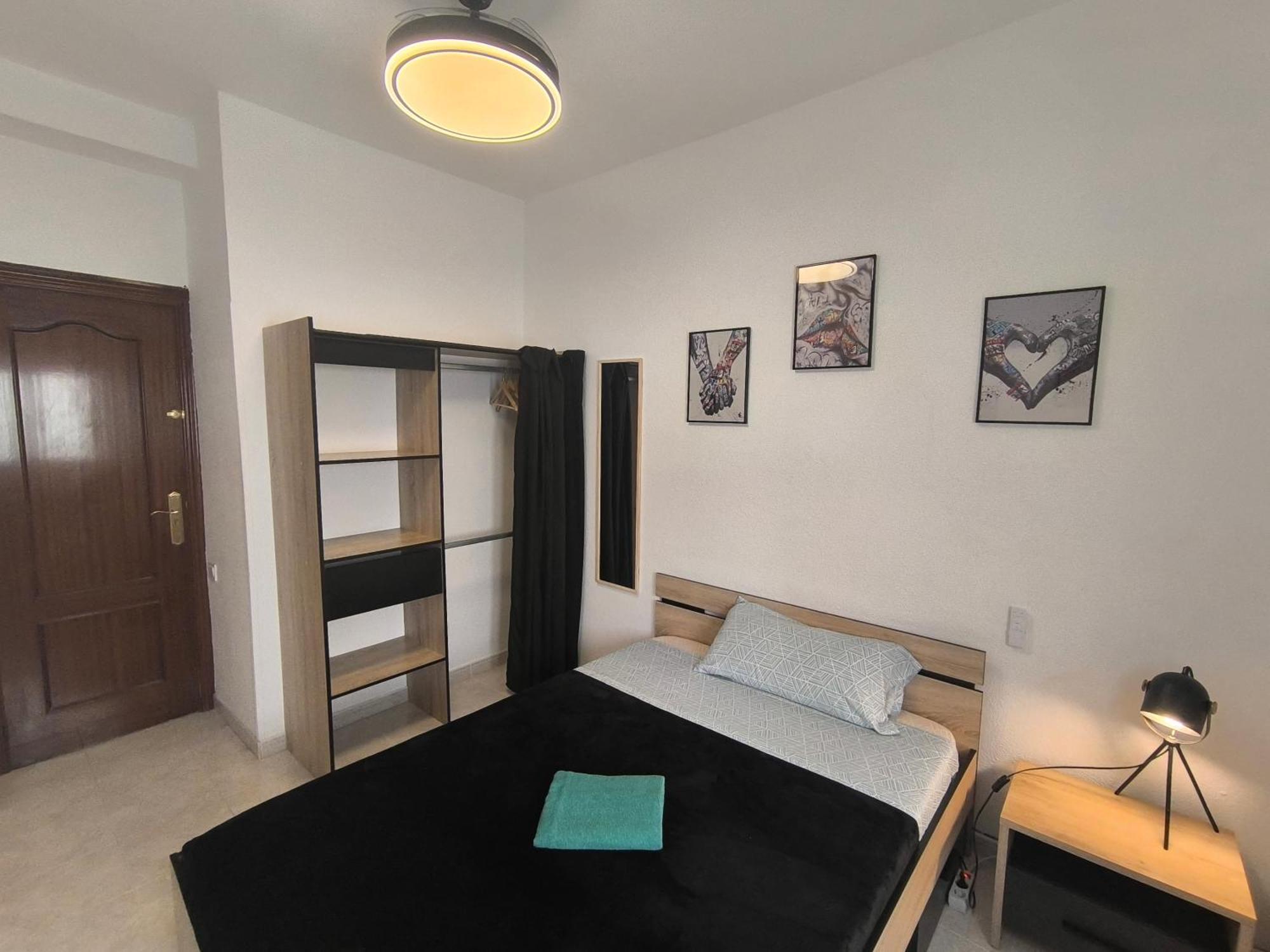 Guesthouse Shared With Host Alicante Exteriér fotografie